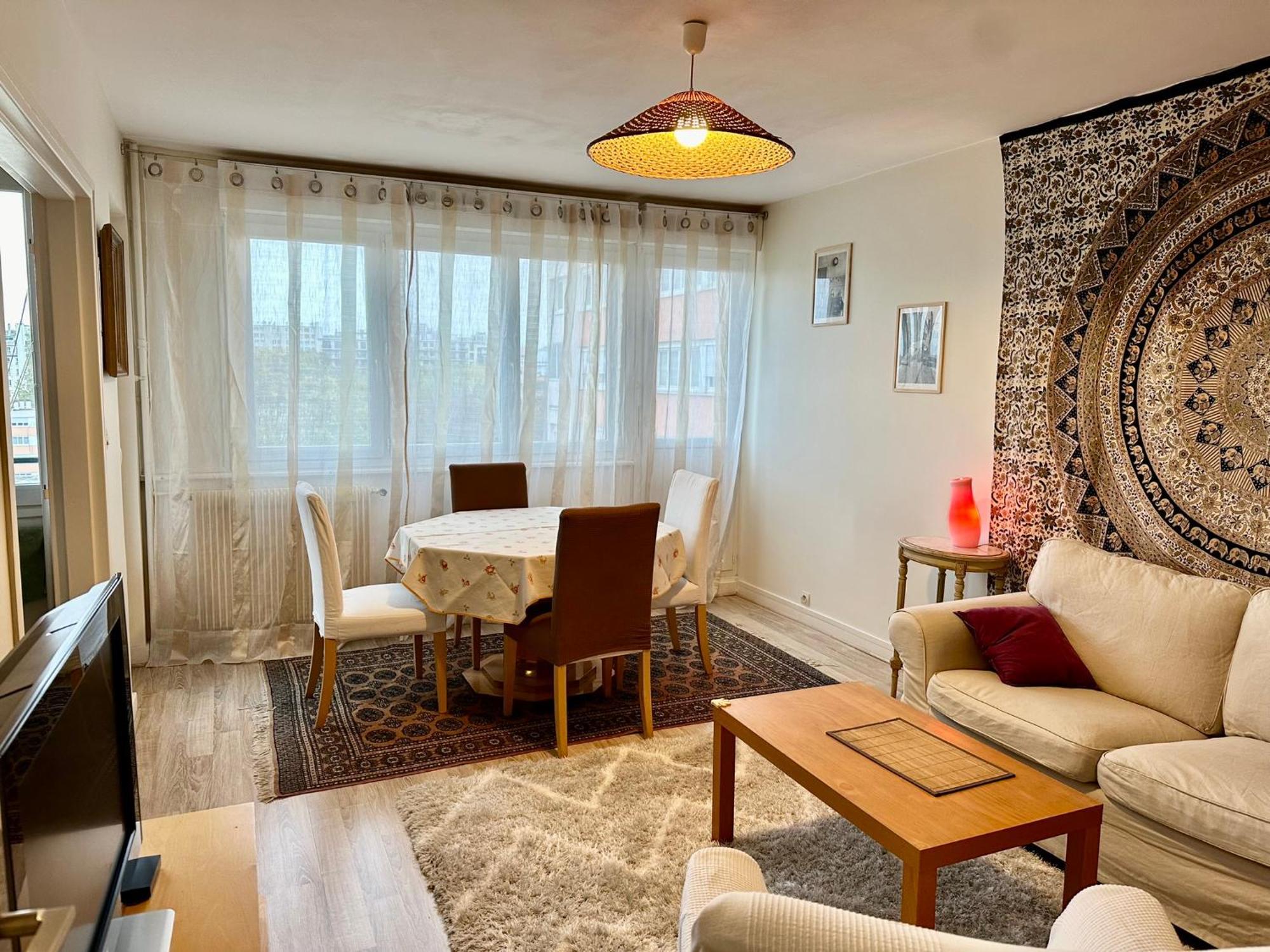 La C@Sa: Appartement Lumineux De 4Pieces / 3Ch/ Balcon/ Parking Bagnolet Bagian luar foto